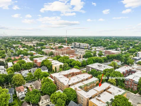 854 Washington Boulevard Oak Park IL 60302