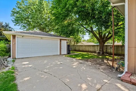 2208 Greengold Street Crest Hill IL 60403