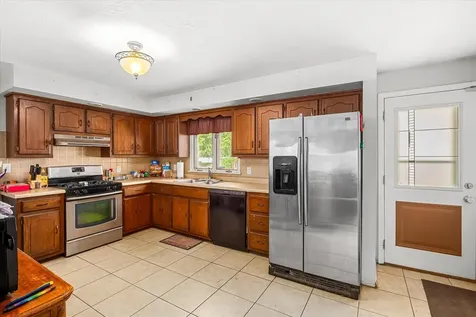 2208 Greengold Street Crest Hill IL 60403