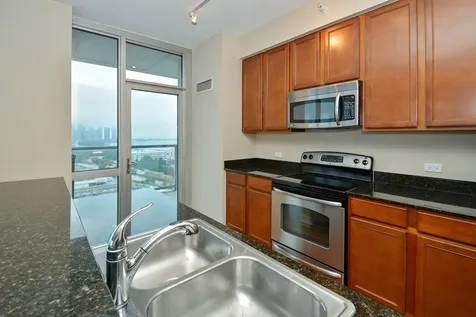 1629 South Prairie Avenue Chicago IL 60616