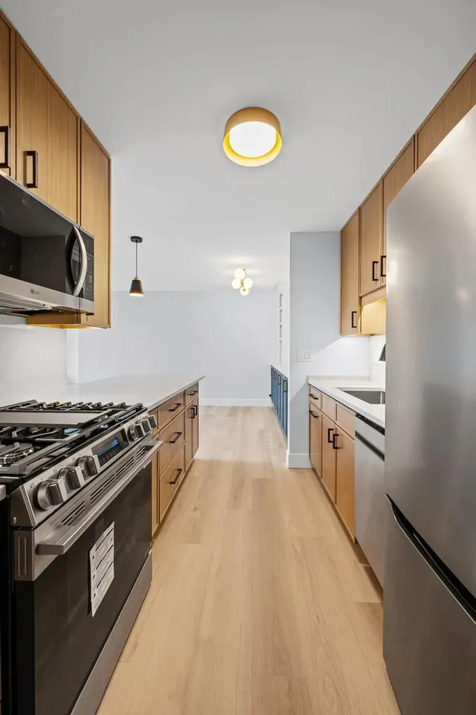 3430 North Lake Shore Drive Chicago IL 60657