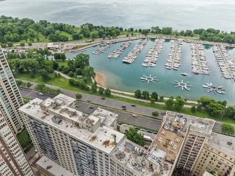 3430 North Lake Shore Drive Chicago IL 60657