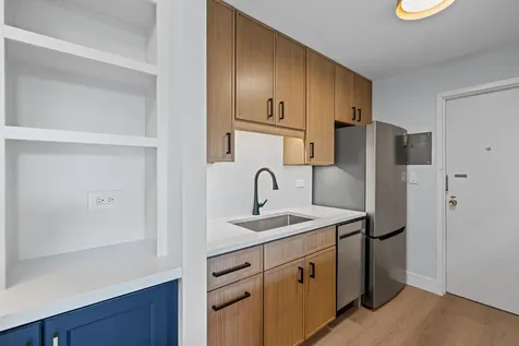 3430 North Lake Shore Drive Chicago IL 60657