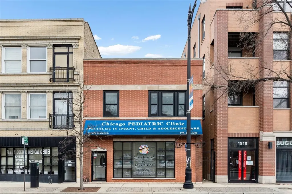 1916 West Irving Park Road Chicago IL 60613