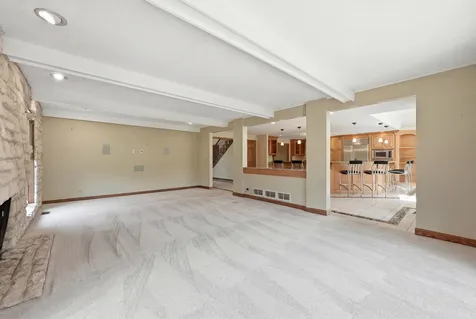 313 Trinity Lane Oak Brook IL 60523