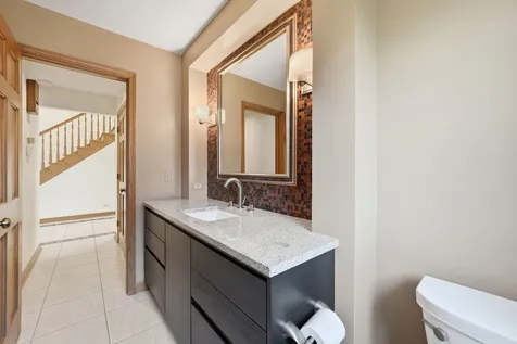 313 Trinity Lane Oak Brook IL 60523