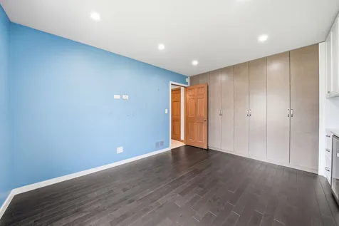 313 Trinity Lane Oak Brook IL 60523