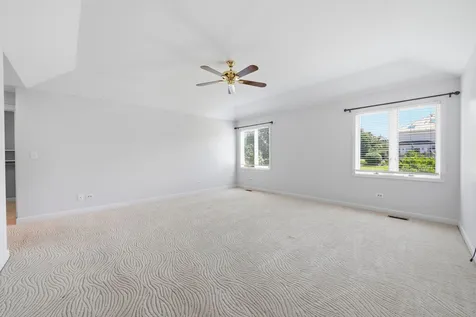 313 Trinity Lane Oak Brook IL 60523