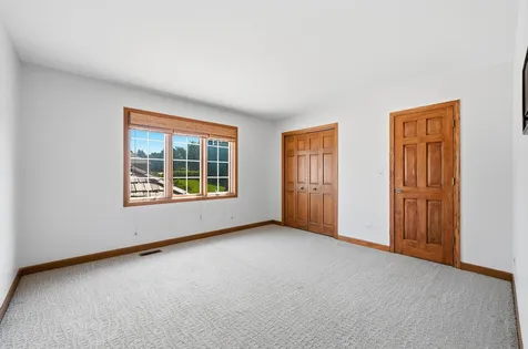 313 Trinity Lane Oak Brook IL 60523