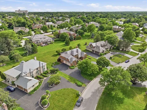 313 Trinity Lane Oak Brook IL 60523