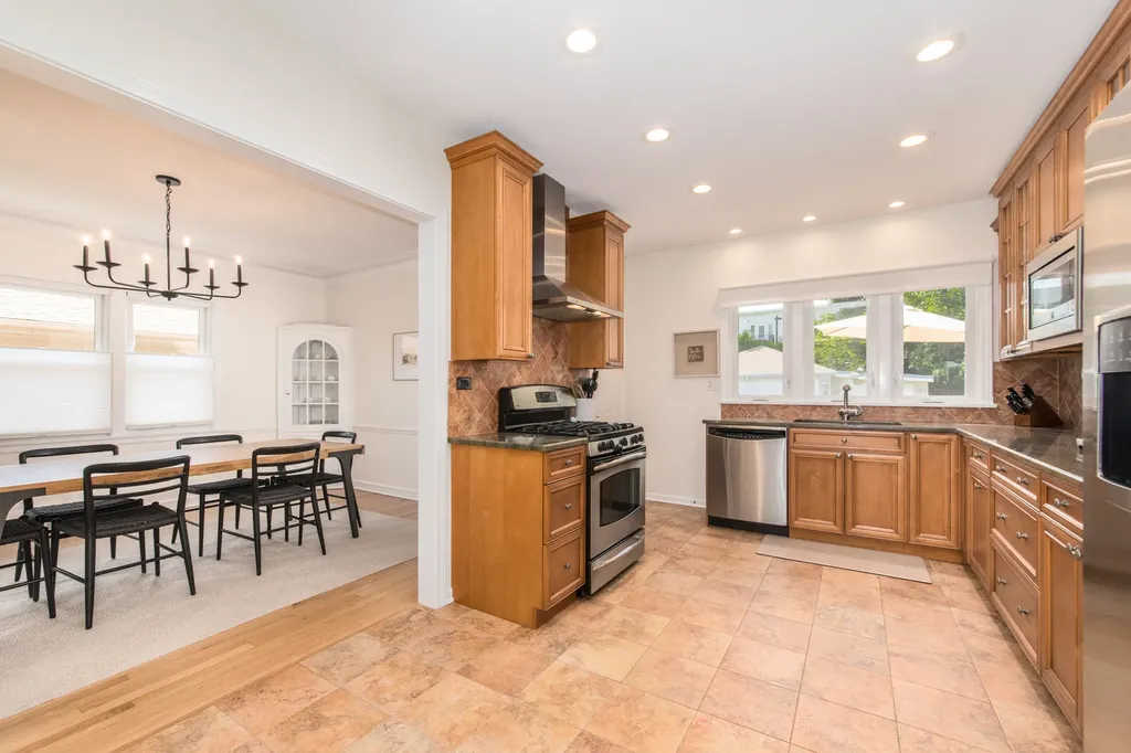 106 Berry Parkway Park Ridge IL 60068