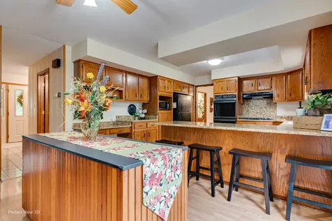 325 Twilight Drive Morris IL 60450