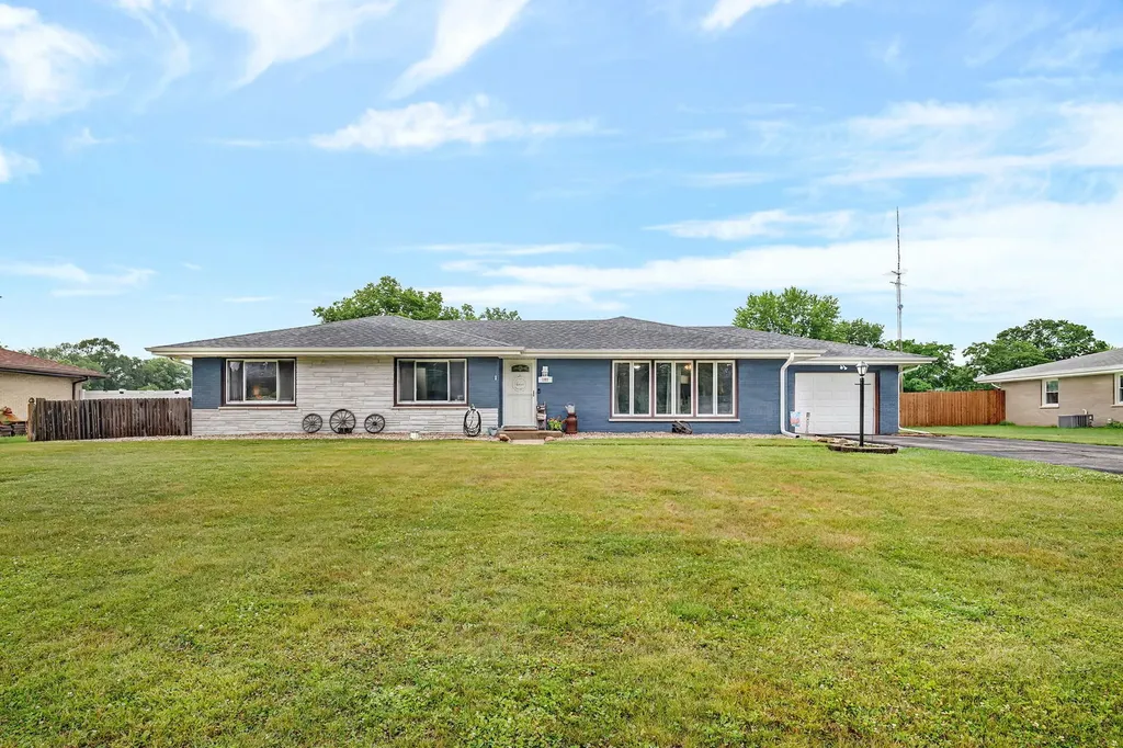 180 West Southmor Road Morris IL 60450