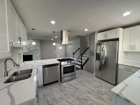 2036 Lake Avenue Wilmette IL 60091