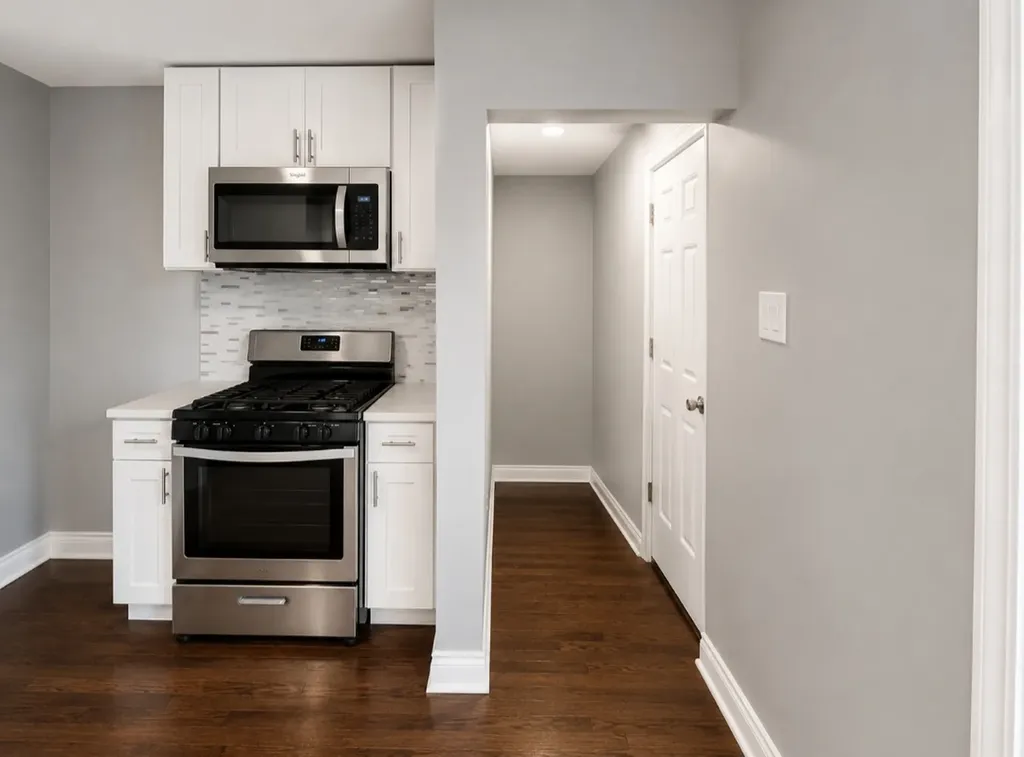 9801 South Drexel Avenue Chicago IL 60628