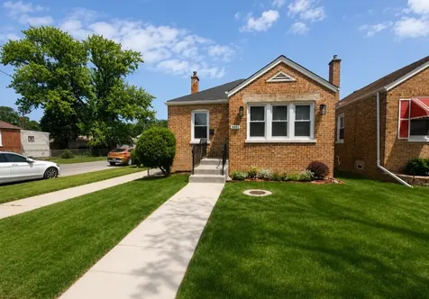 9801 South Drexel Avenue Chicago IL 60628