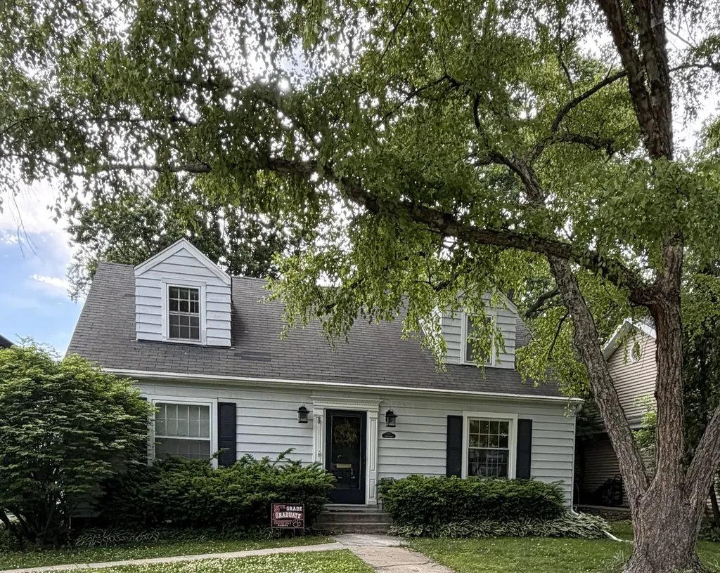 252 Middaugh Road Clarendon Hills IL 60514