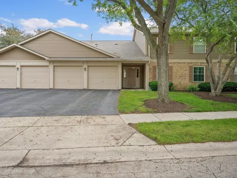 1104 Canterbury Court Elgin IL 60120