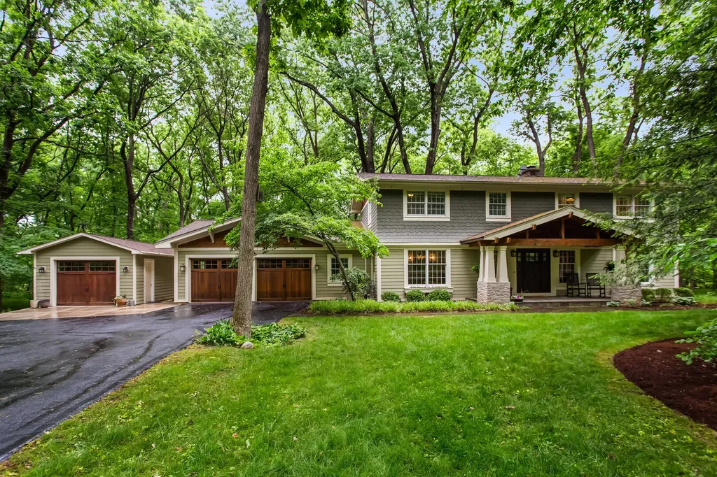 4N159 Wild Rose Road St. Charles IL 60174