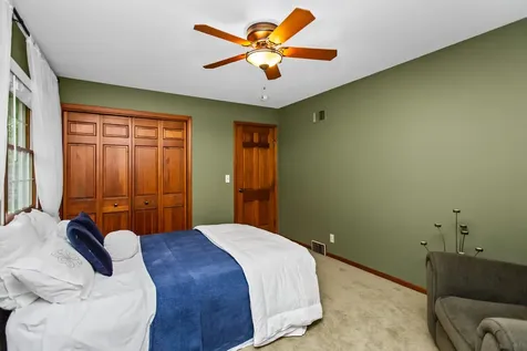 4N159 Wild Rose Road St. Charles IL 60174