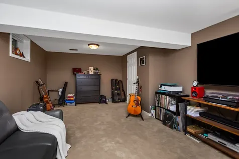 4N159 Wild Rose Road St. Charles IL 60174