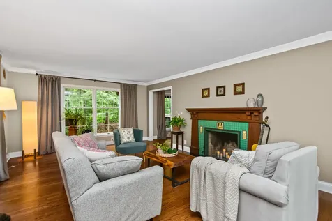 4N159 Wild Rose Road St. Charles IL 60174
