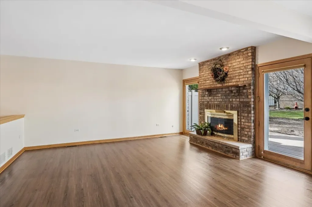 17346 Brook Crossing Court Orland Park IL 60467