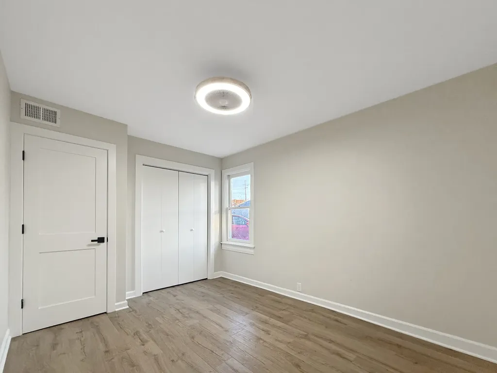 405 East Prairie Avenue Lombard IL 60148