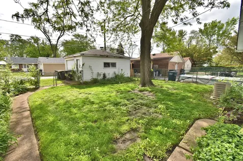 17029 Lorenz Avenue Lansing IL 60438