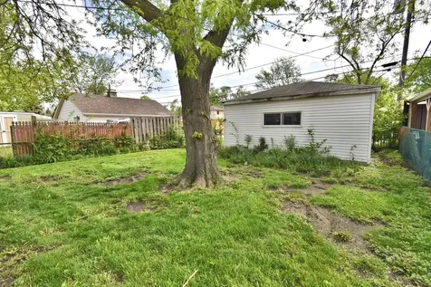 17029 Lorenz Avenue Lansing IL 60438