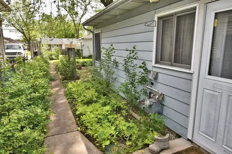 17029 Lorenz Avenue Lansing IL 60438