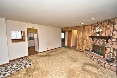 17029 Lorenz Avenue Lansing IL 60438