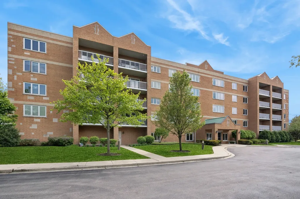 7450 North Waukegan Road Niles IL 60714