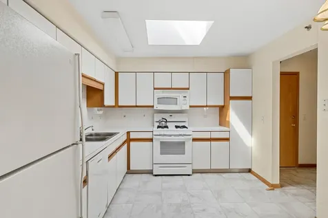 7450 North Waukegan Road Niles IL 60714