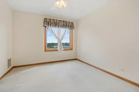 7450 North Waukegan Road Niles IL 60714