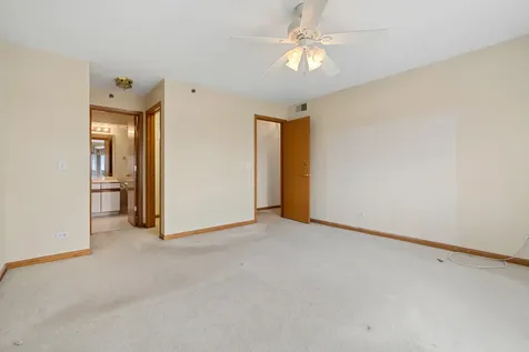 7450 North Waukegan Road Niles IL 60714