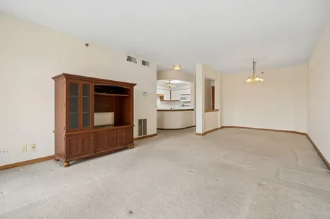 7450 North Waukegan Road Niles IL 60714