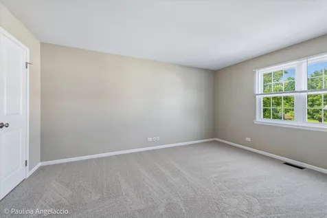 111 Lindenwood Court Vernon Hills IL 60061