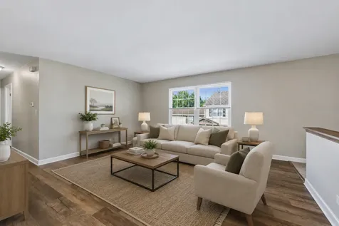 111 Lindenwood Court Vernon Hills IL 60061