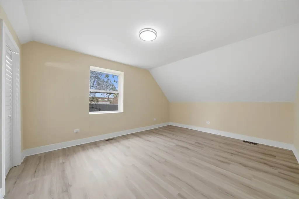 4532 West Maypole Avenue Chicago IL 60624