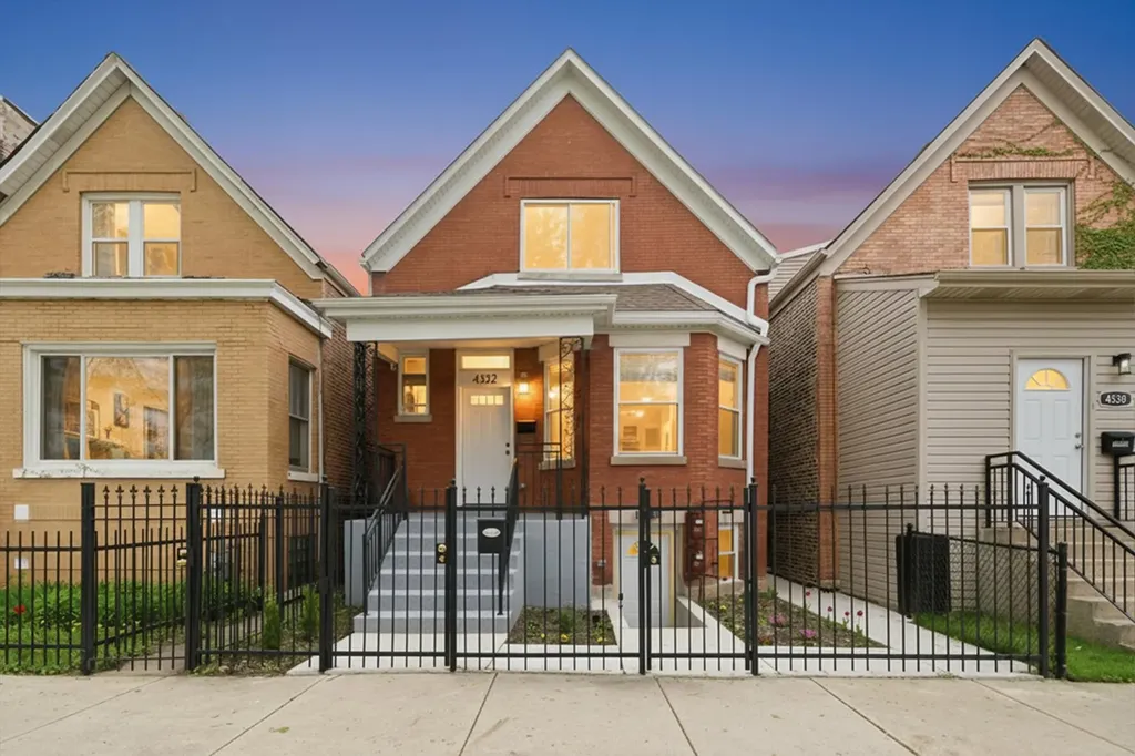 4532 West Maypole Avenue Chicago IL 60624