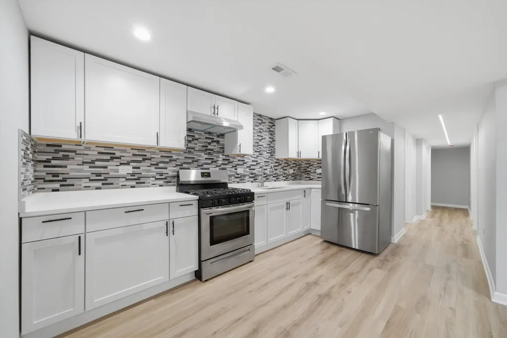 4532 West Maypole Avenue Chicago IL 60624