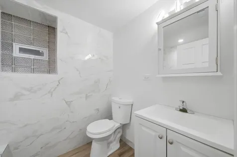 4532 West Maypole Avenue Chicago IL 60624