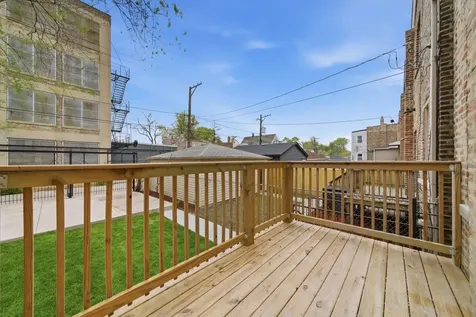 4532 West Maypole Avenue Chicago IL 60624
