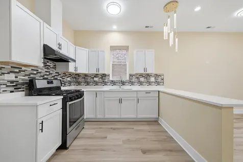 4532 West Maypole Avenue Chicago IL 60624