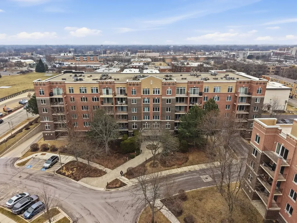 5055 Madison Street Skokie IL 60077