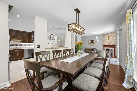 2605 Oxford Court Darien IL 60561