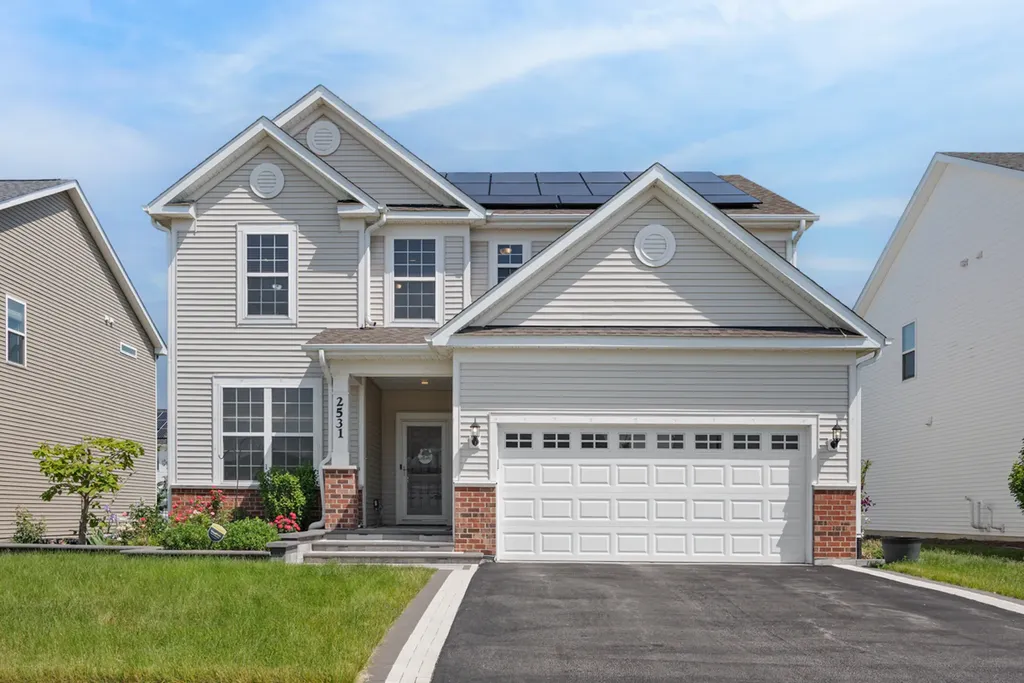 2531 Basin Trail Lane Naperville IL 60563