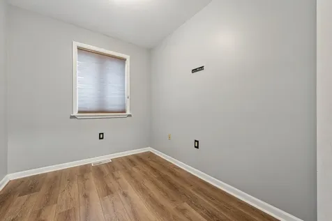 4528 South Saint Lawrence Avenue Chicago IL 60653