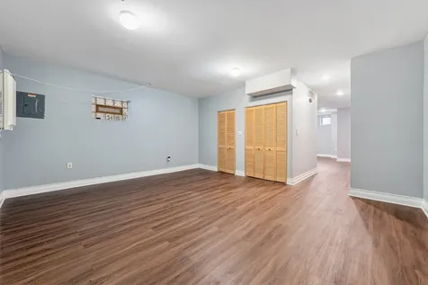 4528 South Saint Lawrence Avenue Chicago IL 60653